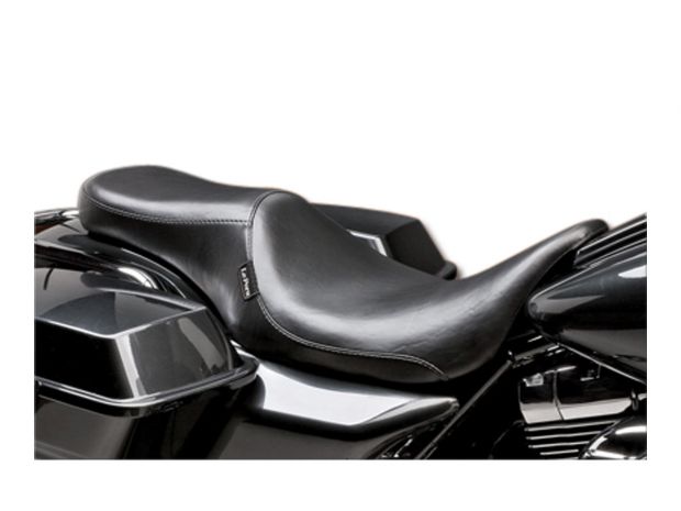 Silhouette 2 Up Smooth Seat 203mm wide passenger area Black Vinyl 