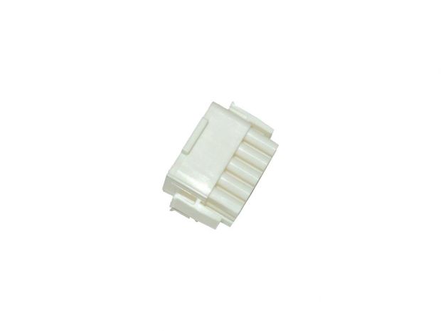 AMP Mate-N-Lock 15-Wire Plug Connector with Wire And Interface Seals White 