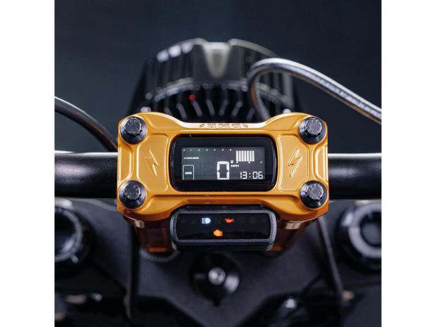 D2 Multifuncton Speedo- and Tachometer 8 Color Changeable Display 