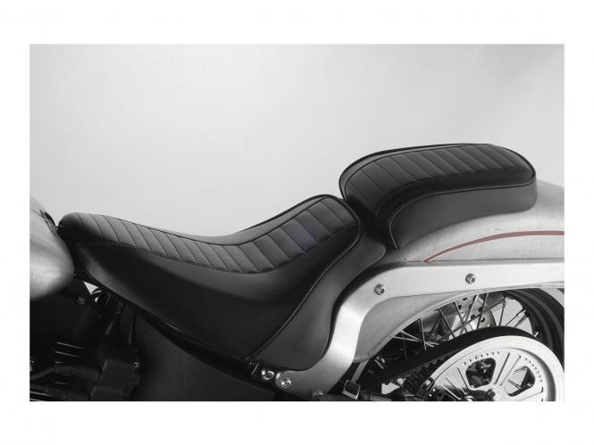 Le Pera Daddy-O Foam Pillion Pad 7 Inch Wide in Black For 2000-2007 Softail Models With Up To 150mm Tire, Frame Mounted (Excluding FXSTD Deuce) (LX-007PDO)